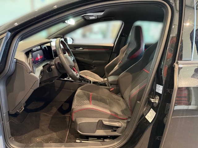 Volkswagen Golf 2.0 TSI Golf VIII