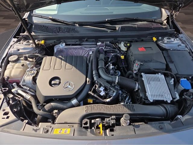 Mercedes-Benz A 200 Progressive