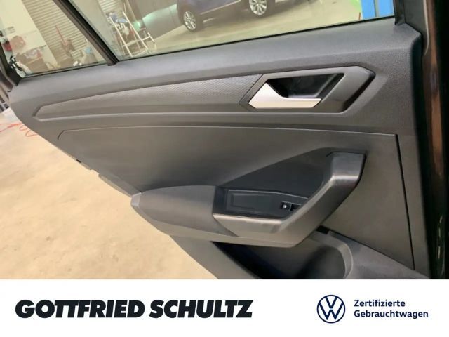 Volkswagen T-Roc ACTIVE TSI NAVI EINPARKHILFE ACC LED SITZHEIZUNG