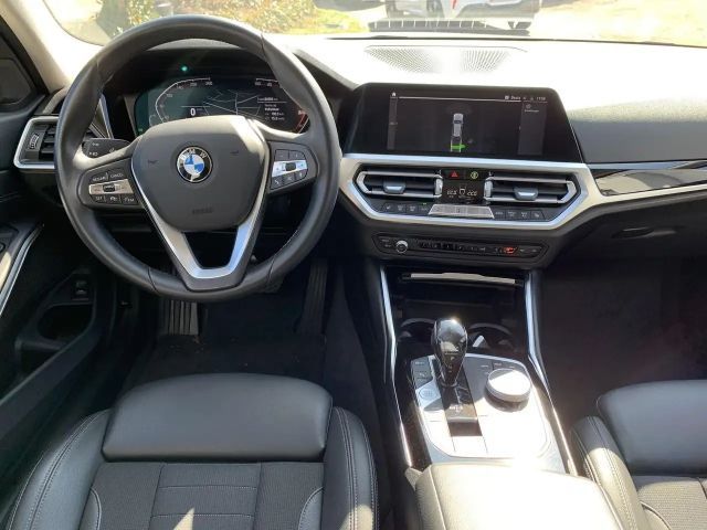 BMW 330 330i Sport Line