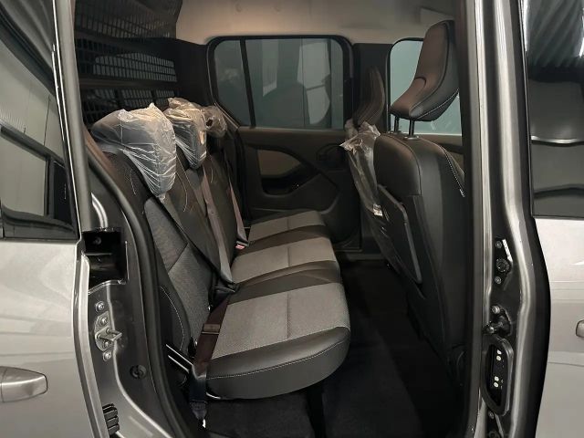 Renault Kangoo EDC TCe 130