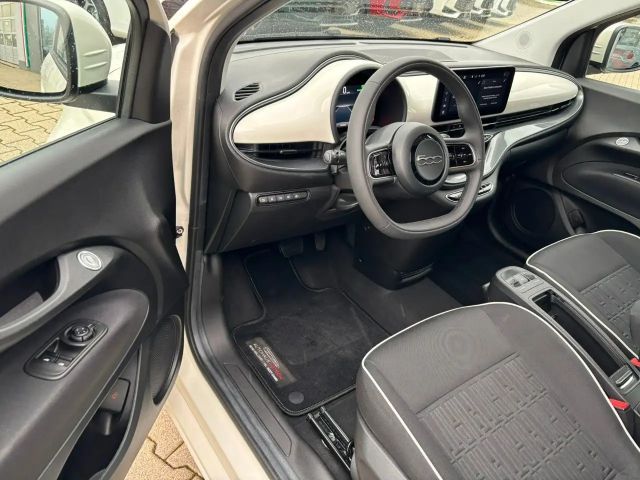 Fiat 500e 42 kWh