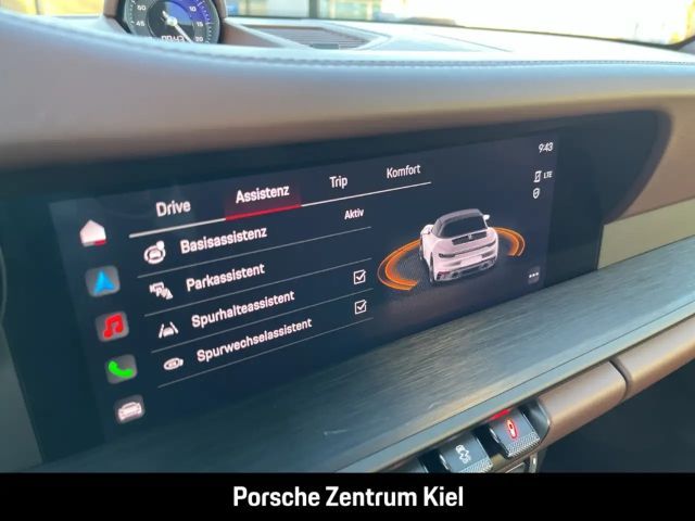 Porsche 992 4 Coupé GTS Targa