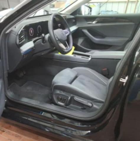 Volkswagen Passat 1.5 eTSI Business Variant
