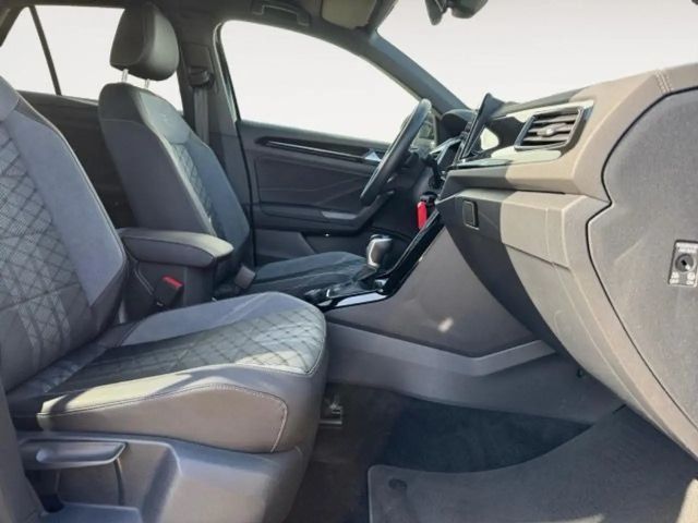 Volkswagen T-Roc 2.0 TSI DSG R-Line Style