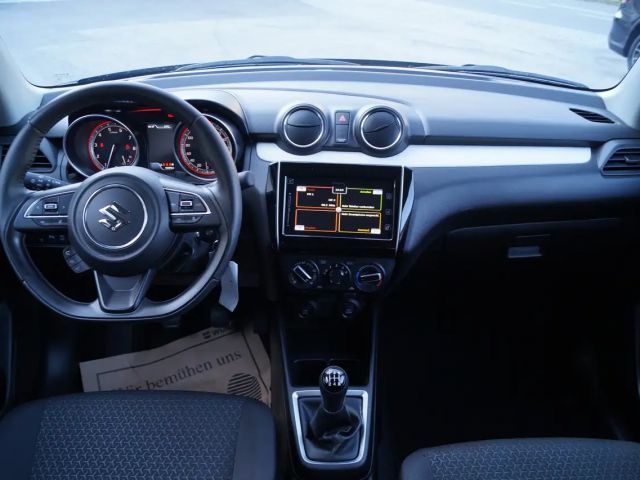 Suzuki Swift 4x2 DualJet Hybrid Shine