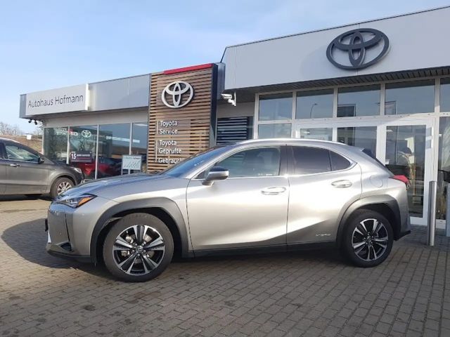 Lexus UX 250h