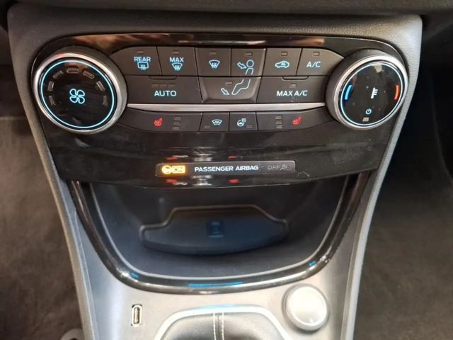 Ford Puma EcoBoost Titanium