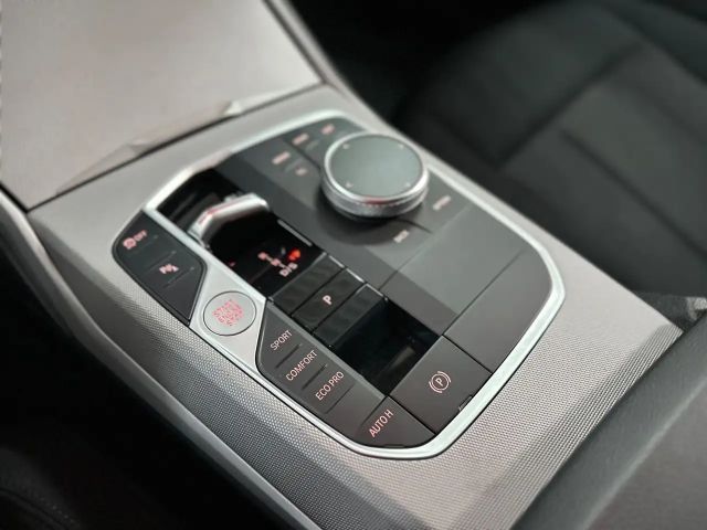 BMW 320 320d Touring xDrive