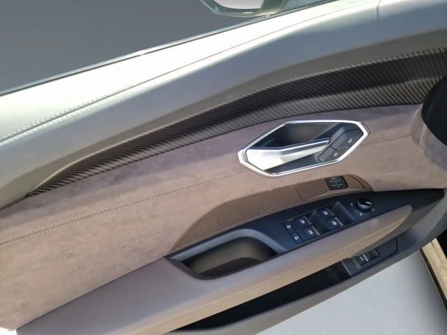 Audi RS e-tron GT Laser Keramik S-Sitze HuD Allradl.