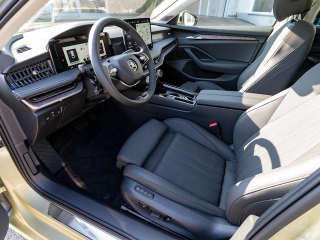 Skoda Superb 2.0 TDI Combi