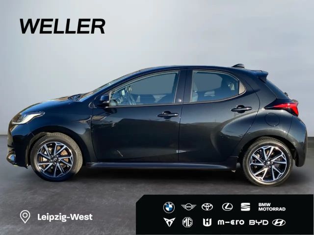 Toyota Yaris Hatchback Hybride Team D