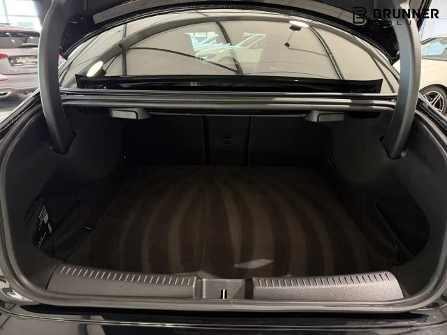 Mercedes-Benz CLA 200 AMG Line Coupé