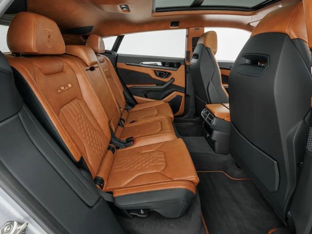 Lamborghini Urus S