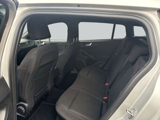 Ford Focus EcoBoost ST Line Wagon