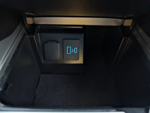 Ford Explorer Platinum Plug in Hybrid