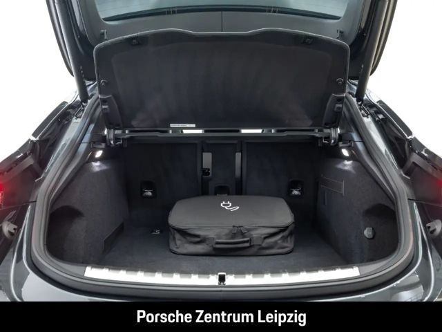 Porsche Taycan S Sport Turismo Turbo