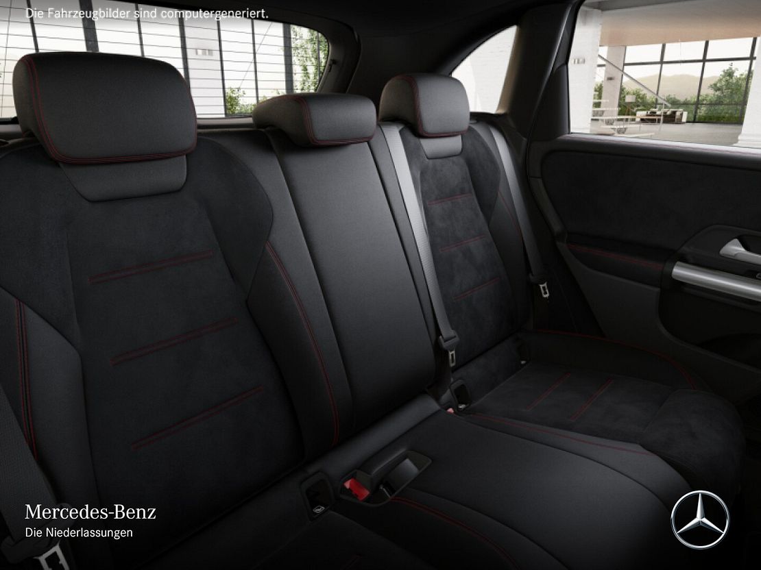 Mercedes-Benz B 200 AMG Line Sedan