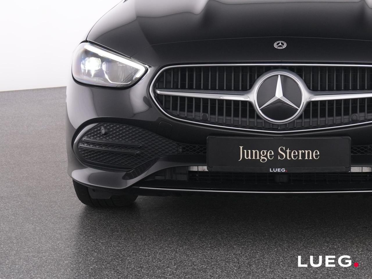 Mercedes-Benz C 200 AVANTGARDE Sedan