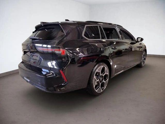 Opel Astra Sports Tourer Ultimate