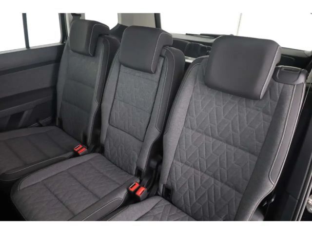 Volkswagen Touran 1.5 TSI DSG Move