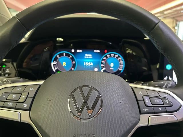 Volkswagen Golf 2.0 TDI DSG Variant