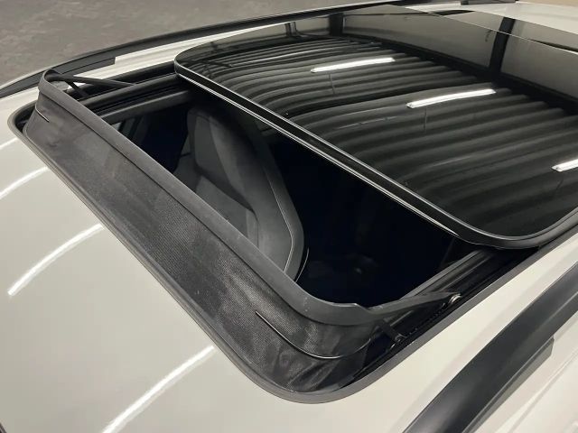 Volkswagen Golf Golf VIII R-Line Variant