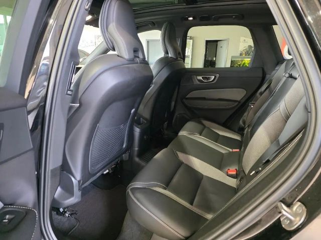 Volvo XC60 AWD Dark Plus Recharge T6