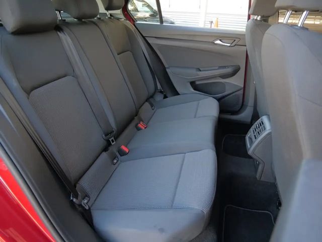 Volkswagen Golf 8 TSI AHK LED Winterpaket