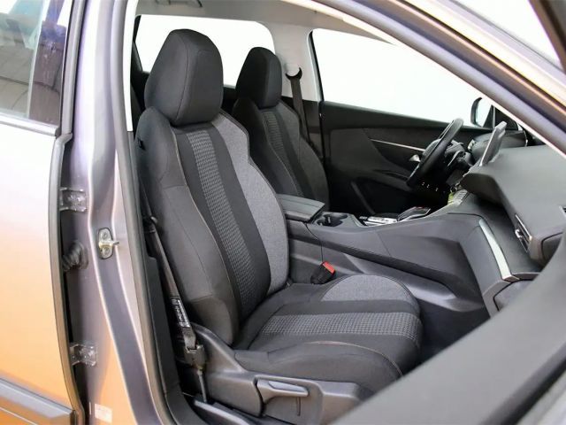 Peugeot 5008 Active Pack BlueHDi EAT8