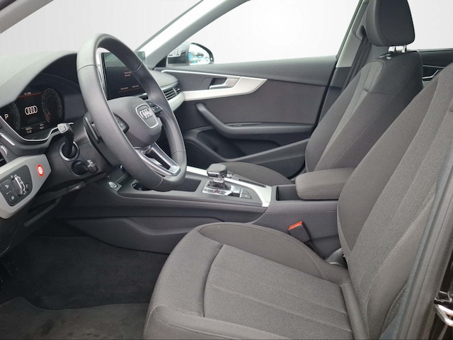 Audi A4 35 TFSI Avant S-Tronic