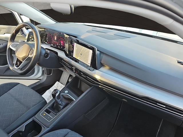 Volkswagen Golf Life Variant