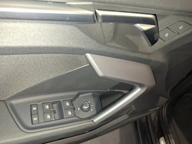 Audi A3 30 TDI Sedan