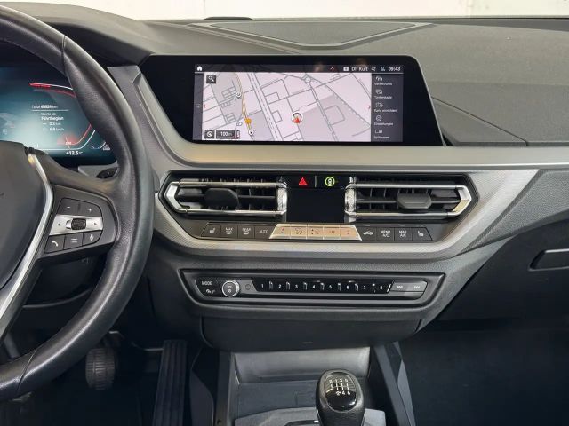 BMW 116 116d Advantage pakket Sedan