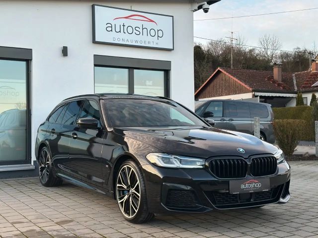 BMW 530 530d M-Sport Touring xDrive