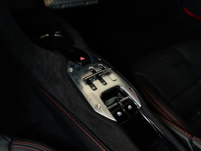 Ferrari SF90 Stradale