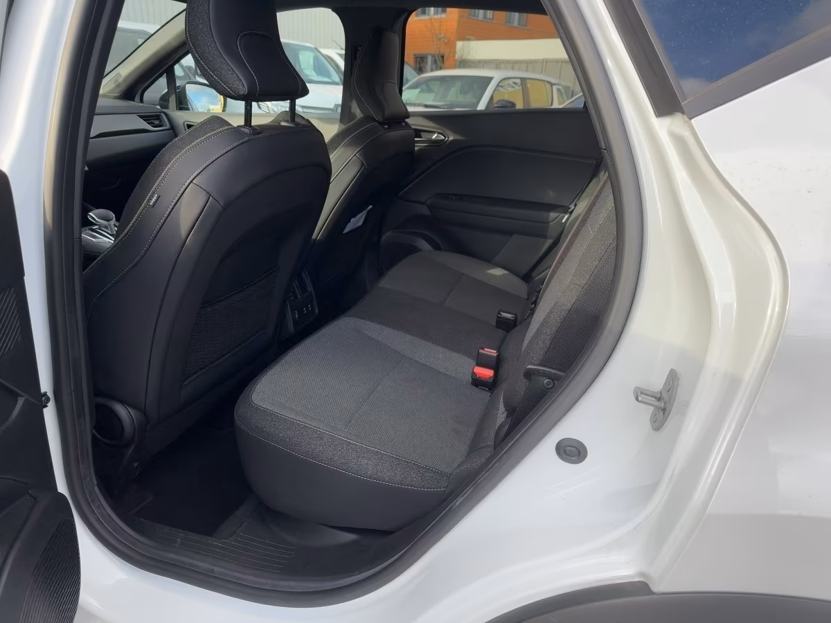 Renault Captur E-Tech Hybrid Techno