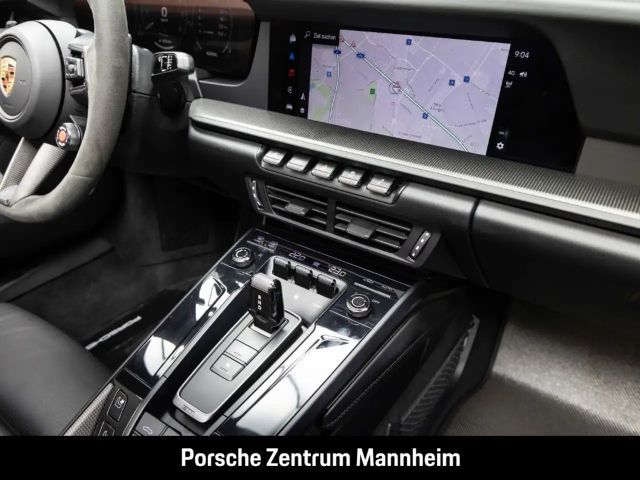 Porsche 992 Cabrio Carrera GTS