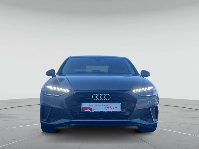 Audi A4 30 TDI S-Line S-Tronic Sedan