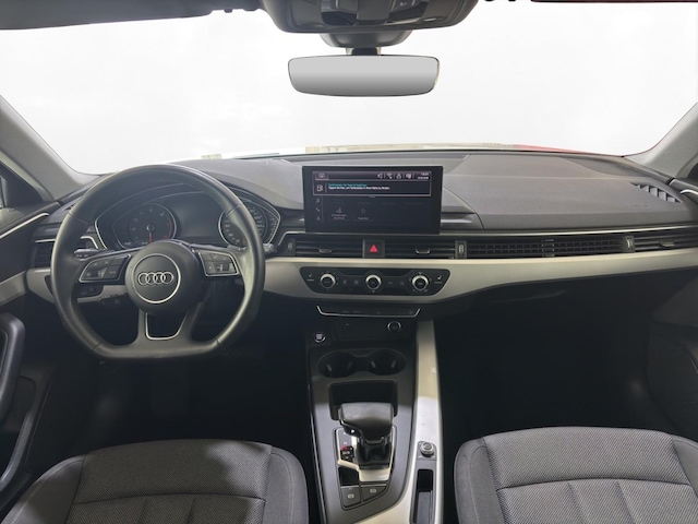 Audi A4 35 TFSI Avant S-Line S-Tronic