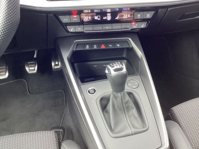 Audi A3 30 TFSI S-Line Sportback