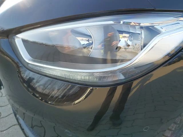 Mercedes-Benz B 250 B 250 e