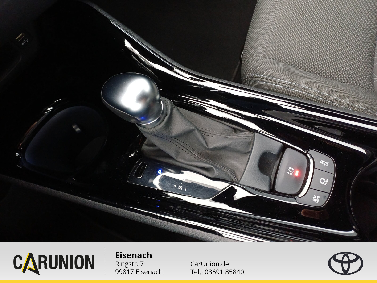 Toyota C-HR 5-deurs Plus