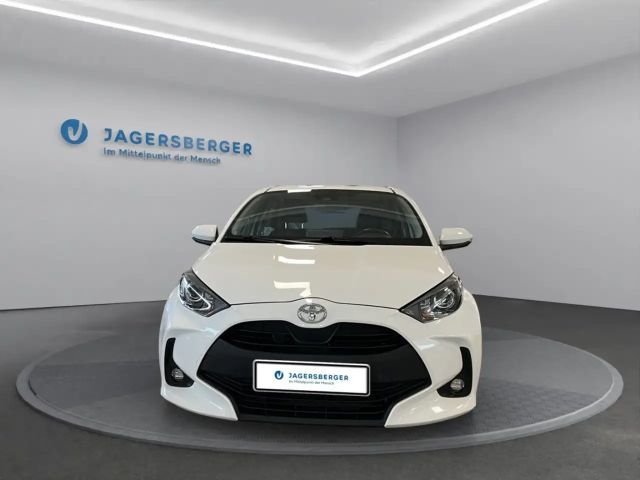 Toyota Yaris Active VVT-i