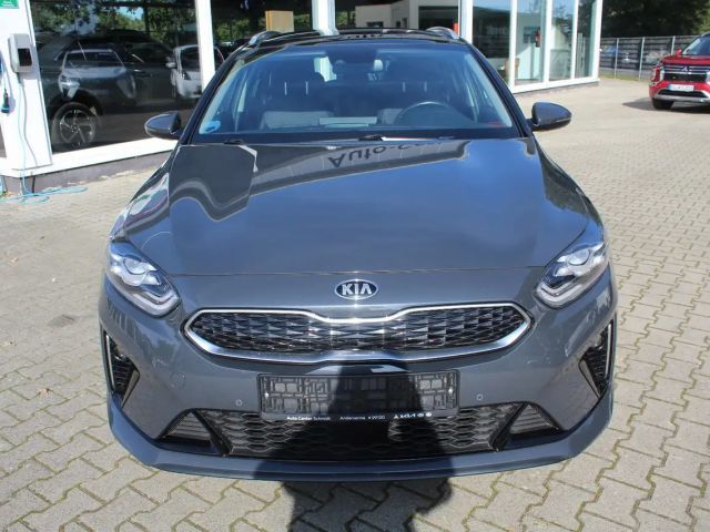 Kia Ceed Hybrid PHEV SportWagon