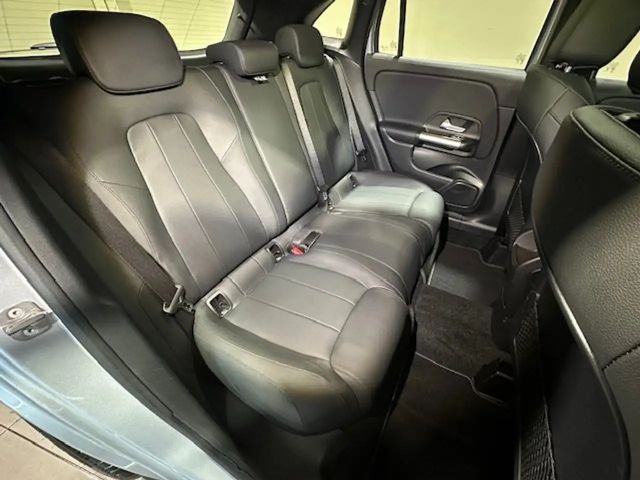 Mercedes-Benz GLA 220 4MATIC Progressive