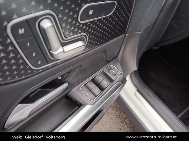 Mercedes-Benz GLA 180 GLA 180