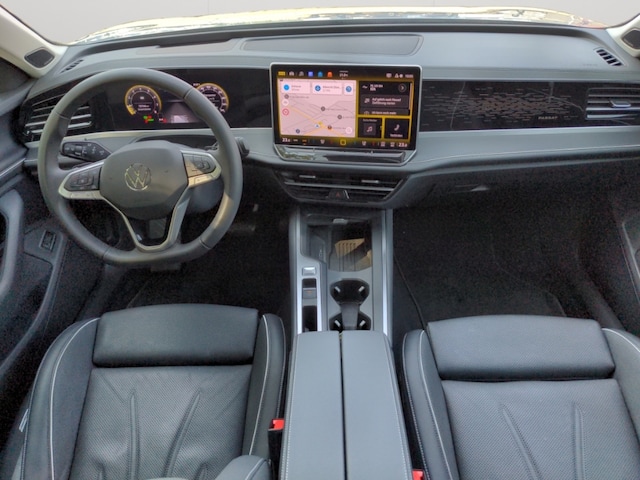 Volkswagen Passat 1.5 eTSI Business DSG