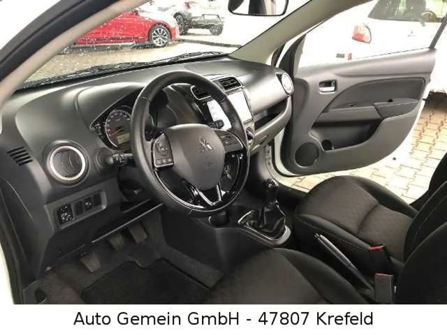 Mitsubishi Space Star Star