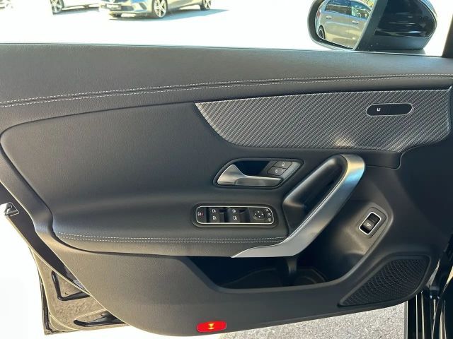 Mercedes-Benz CLA 180 Coupé